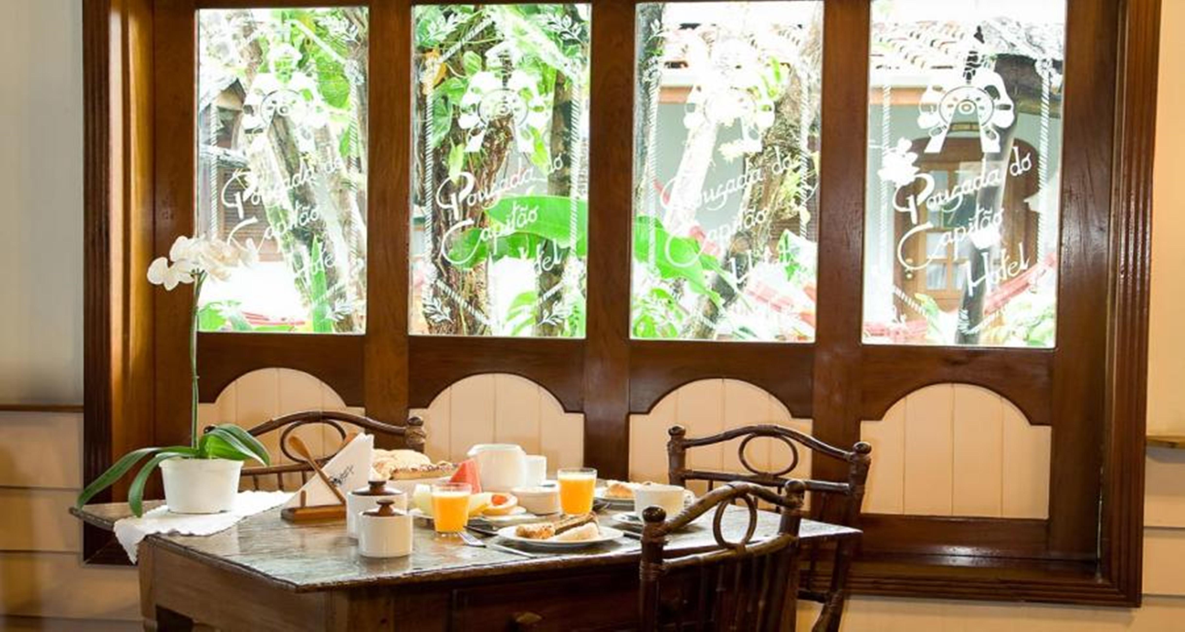 Plaza Inn Pousada Do Capitao Илябела Екстериор снимка