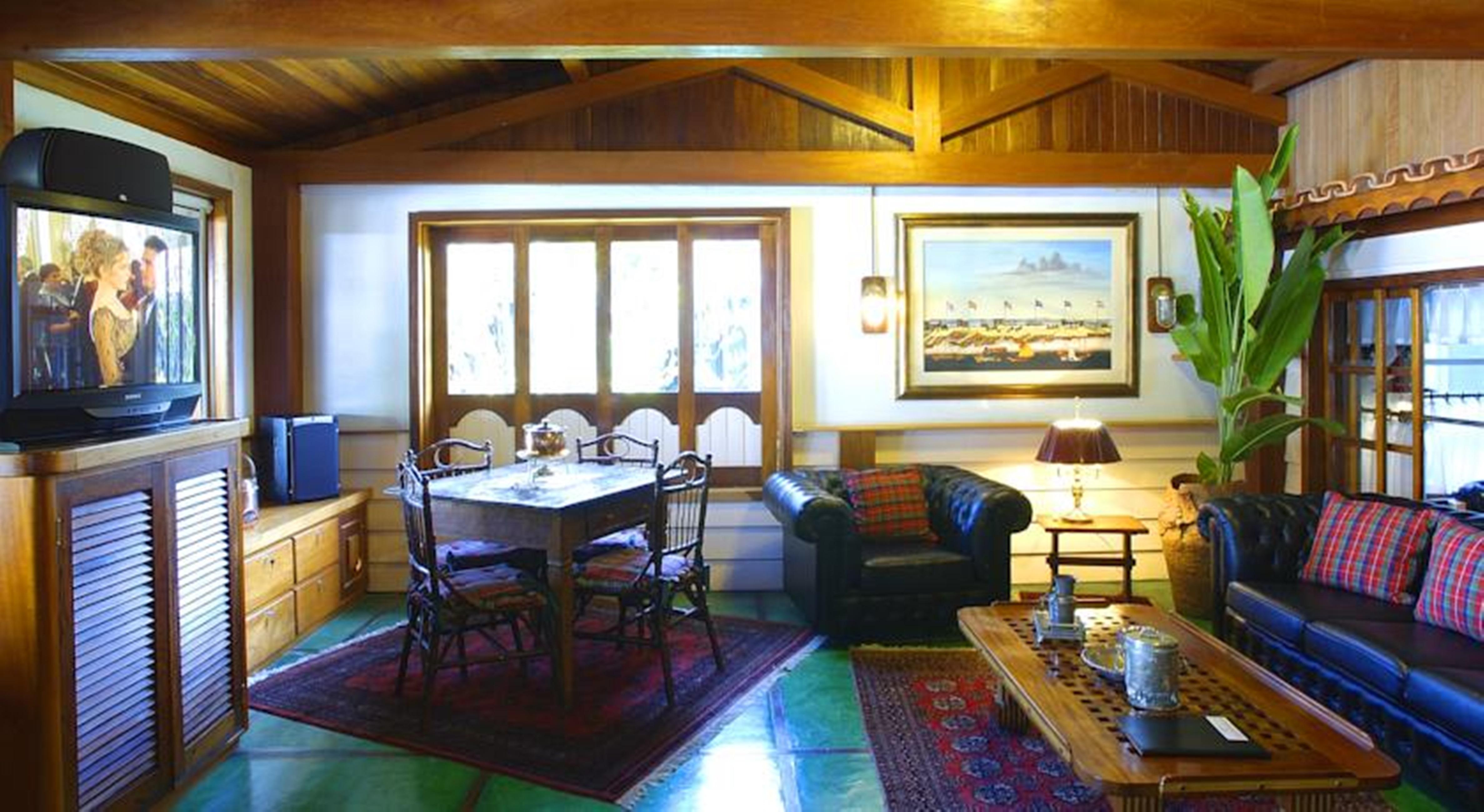 Plaza Inn Pousada Do Capitao Илябела Екстериор снимка